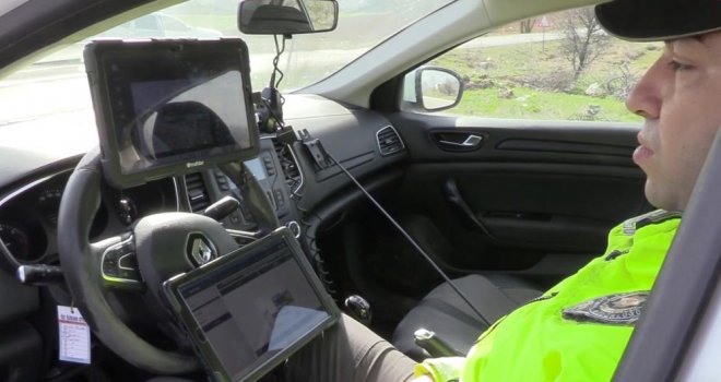  Tatil dönüşü D-100’de hareketlilik arttı: Radar ve teknolojik sistemlerle sürücülere sıkı denetim uygulandı