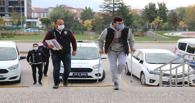 3 kişinin yaralandığı silahlı kavgaya karışan 1 kişi adliyeye sevk edildi