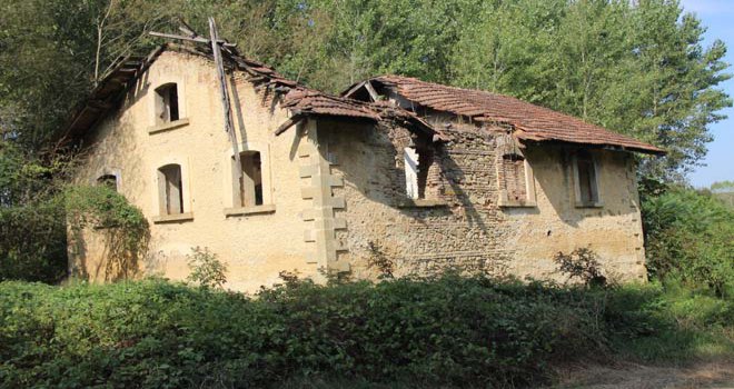 300 yıllık su değirmeni, yıkılmaya yüz tuttu