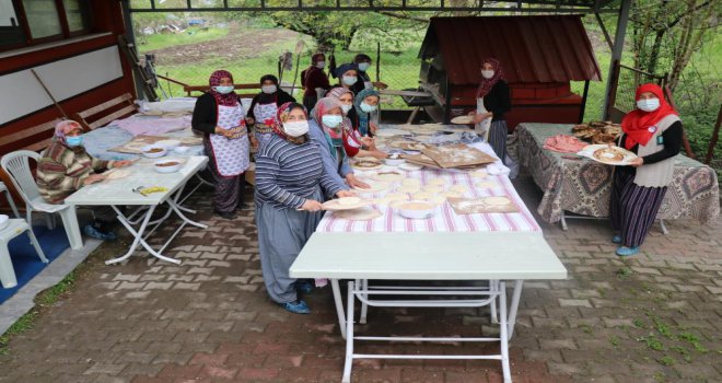 47 köy kadını ortak kooperatif kurdu, yöresel ürünleri internetten Türkiye'ye gönderiyorlar