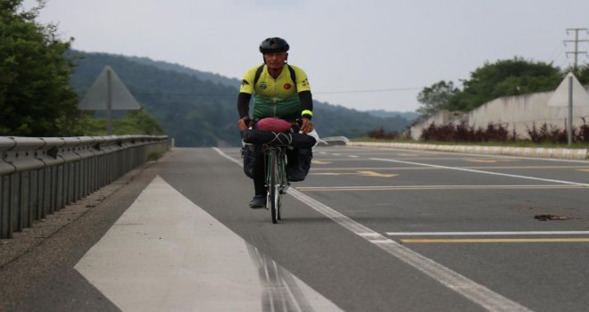 56 yaşında bisiklet yolu için bin 500 kilometre yol gidecek