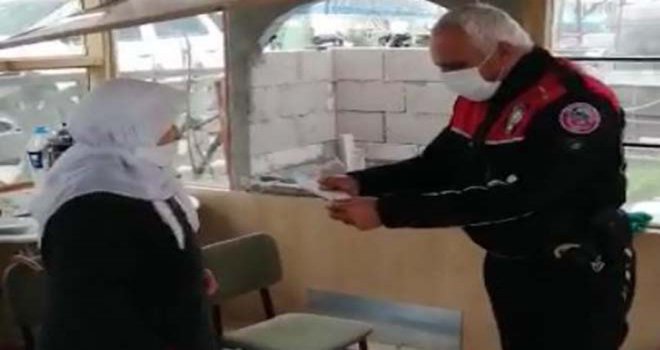 87 yaşındaki Fatma nine maaşını Milli Dayanışma Kampanyası’na bağışladı