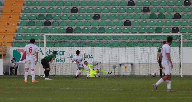 Akhisarpor: 2 – Beypiliç Boluspor: 2