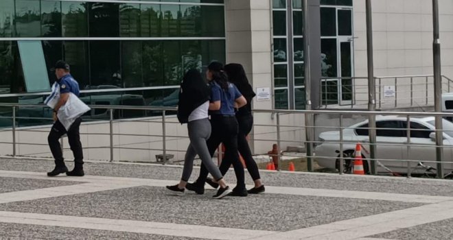 Apartmandan ayakkabı çalan teyze-yeğen adliyede