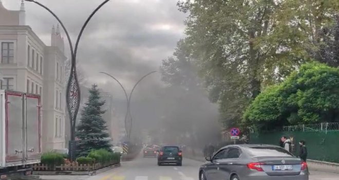 Askeri lojmanlardan yükselen dumanlar paniğe neden oldu....