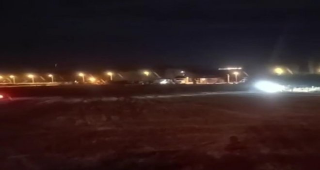 Ayı sokağa indi, vatandaşlar ayının peşine düştü