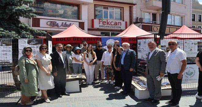 BAİBÜ Mimarlık Fakültesi öğrencilerinin Yeni Yaşam Köyü Rehabilitasyon Kampüsü projesi programa damga vurdu 