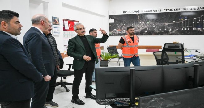 Bakan Uraloğlu, Bolu Dağı Bakım ve İşletme Şefliği'ni ziyaret etti