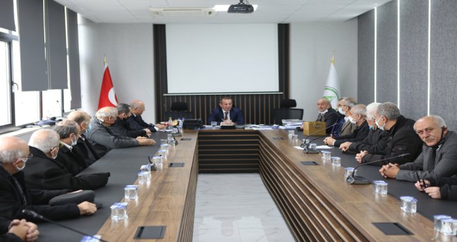 BAŞKAN  ÖZCAN’A MUDURNULULAR DERNEĞİ’NDEN ZİYARET