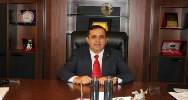 Başkan Ateş; ‘Gazi Mustafa Kemal Atatürk’ü, silah arkadaşlarını, şehitlerimizi ve gazilerimizi bir kez daha rahmet, minnet ve saygıyla anıyorum.’