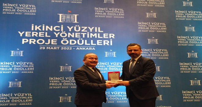 Başkan Bulut Ödül Törenine Damga Vurdu
