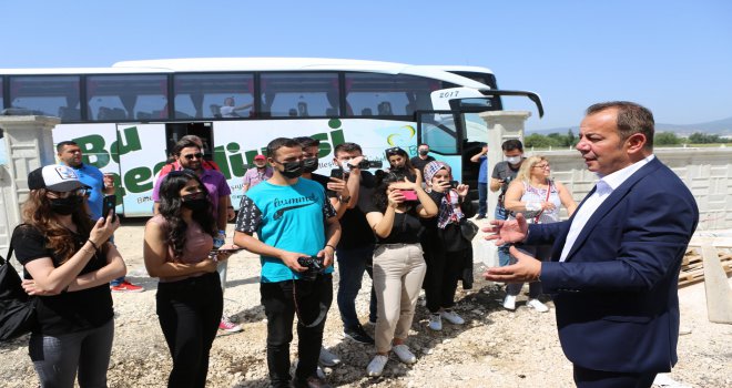 Başkan Özcan Bolulu gazetecileri hayata geçirdiği proje ve çalışmalar hakkında bilgilendirdi