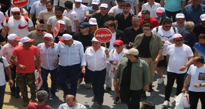 Başkan Özcan 'değişim ve adalet' yürüyüşüne başladı 