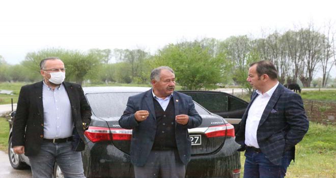 Başkan Özcan, tam kapanmaya rağmen mahalle çalışmalarına devam ediyor