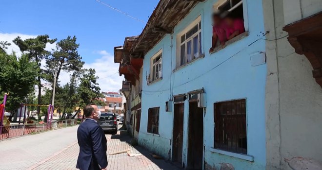 Başkan Özcan vatandaşların bayramlarını kutlayıp ihtiyaçlarını dinledi