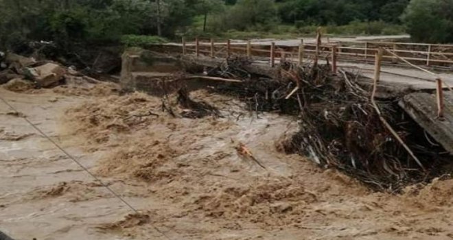 Batı Karadeniz'deki sel afetinde 13 bina yıkıldı, 11 bina ağır hasar aldı