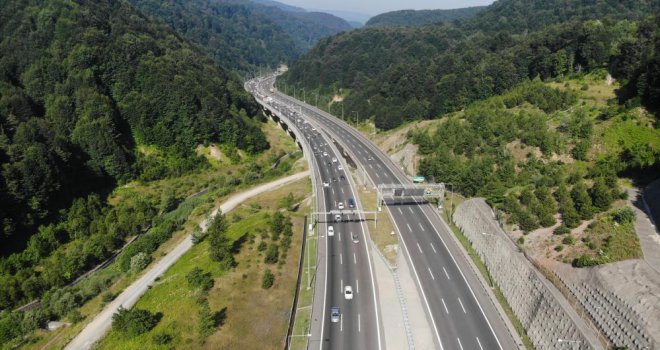 Bayram tatili yoğunluğu dikkat çekiyor 
