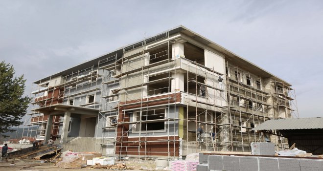 Belediye Ek Hizmet Binası’nda sona gelindi