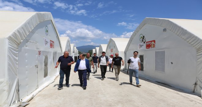 Bolu Belediyesi ürettiği ilk kompostlardan ilk hasadı yaptı