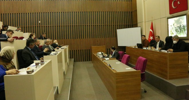 Bolu Belediyesi’nden 2500 aileye elektrik ve doğalgaz desteği