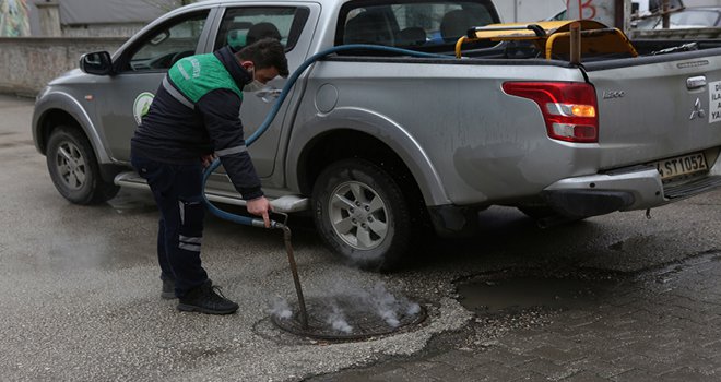 Bolu Belediyesi’nden haşere ve kemirgenlere karşı önlem