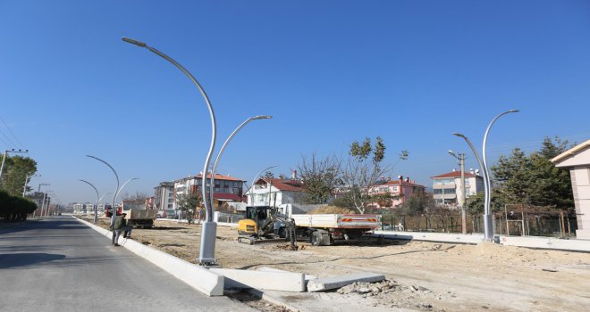 Bolu Belediyesi'nin altyapı ve üstyapı çalışmaları sürüyor....