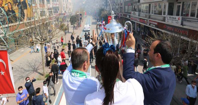 Bolu Belediyespor’dan şampiyonluk turu