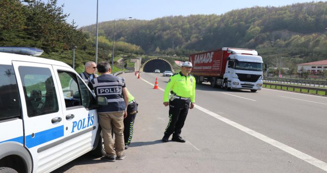 Bolu Dağı Tüneli'nden bayram tatilinde 1 milyon aracın geçmesi bekleniyor