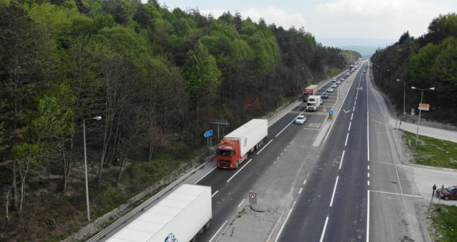 Bolu Dağı’nın D-100 geçişindeki işletmeciler eski günlerine geri döndü
