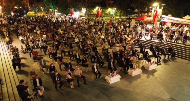 Bolu Demokrasi Nöbetinde Buluştu….