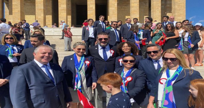 Bolu Rotary Kulübü yeni döneme Atamızın huzurunda ‘merhaba’ dedi