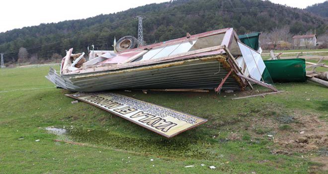 Bolu yaylalarındaki kaçak yapılar yıkıldı....