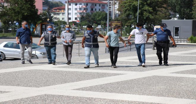 Bolu’da, 2 büfeyi soyan 3 kişi adliyeye sevk edildi