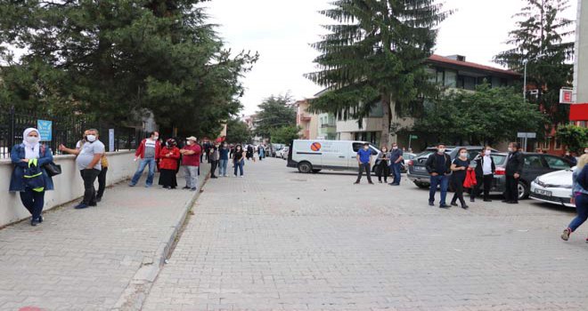 Bolu’da, 4 bin 700 öğrenci LGS’de ter döktü