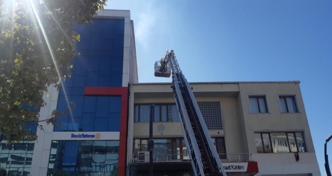 Bolu'da çatı yangını.........