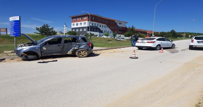 Bolu’da cip ve otomobil çarpıştı: 2 yaralı