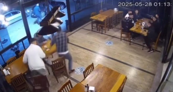 Bolu’da deprem anı kamerada.......