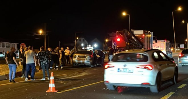 Bolu'da dönel kavşakta feci kaza: 4 yaralı