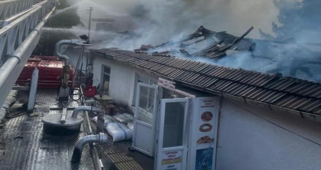 Bolu'da ekmek teknesi yanarak kül oldu.......