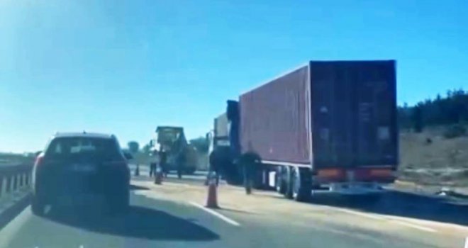 Bolu’da feci kaza: 2 çocuk babası tır şoförü hayatını kaybetti