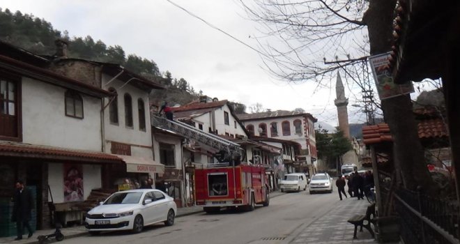 Bolu'da iş yerindeki baca yangını korkuttu…..