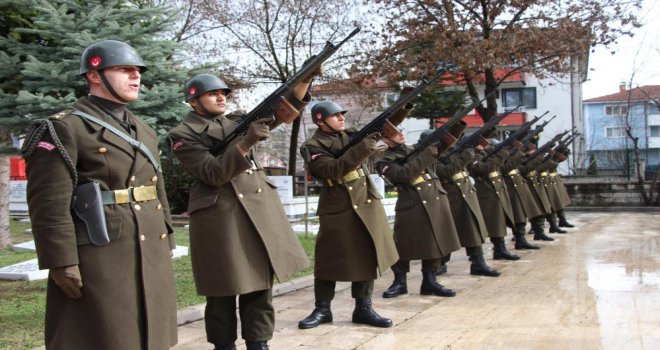Bolu'da kutlu zaferin şehitleri 110'uncu yılında anıldı