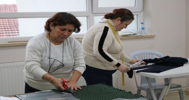 Bolu'da özel çocuklar eğitim alırken, anneleri el emeği ürünler üretiyor