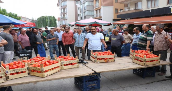 Bolu’da pazarcı esnafından sert tepki; ‘Her hafta gerekirse pazar açmayız’
