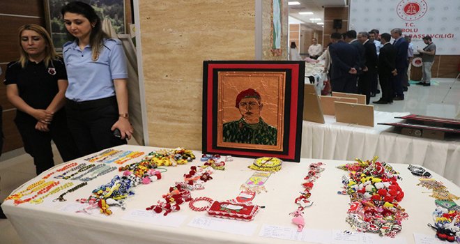 Bolu’da tutuklu ve hükümlülerin el emeği ürünleri sergilendi