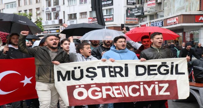 Bolu’da ulaşıma yapılan yüzde 63 zam öğrencileri ayaklandırdı..