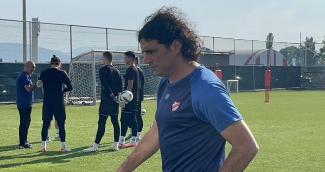 Boluspor’un yeni teknik direktörü Serhat Gülpınar, ilk antrenmanına çıktı