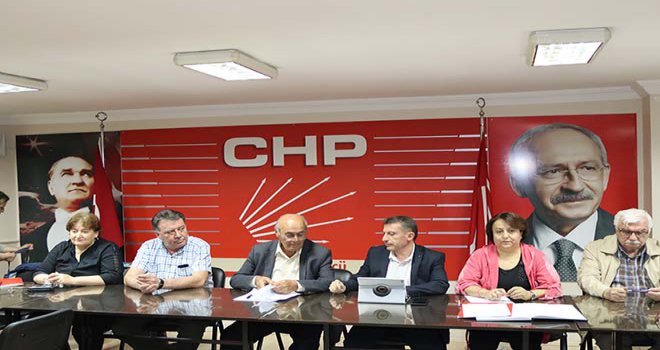 CHP’de Parti içi bilgilendirme ve münazara toplantısı gerçekleştirildi