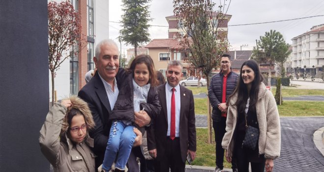 CHP’li vekiller ilimizdeki depremzedeler ile bir araya geldiler ‘Dayanışmayla bu süreci atlatacağız”