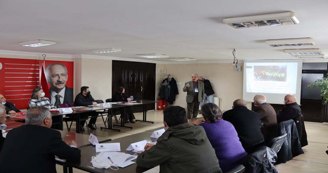 Cumhuriyet Halk Partisi eğitim çalışmalarıyla fark yaratıyor